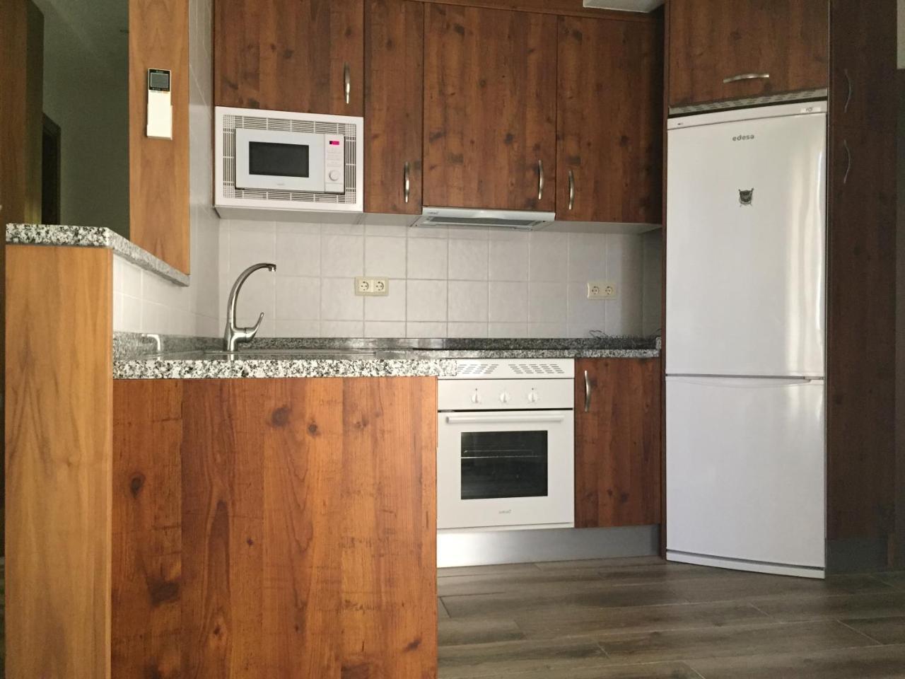 Apartamento Tolaitola Toledo Exterior photo
